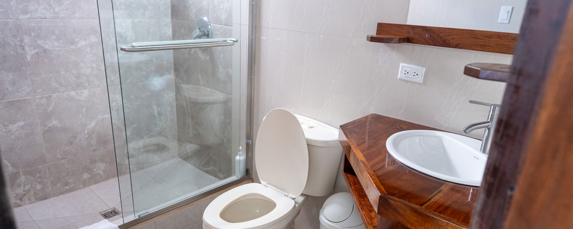 Island-View-Bathroom